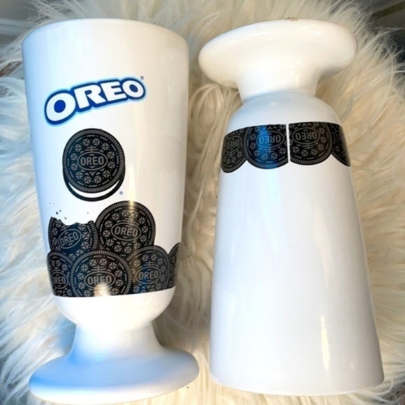 OREO COOKIES | Pair of Oreo Cookie Sundae Dish Glasses - Picture 6 of 6